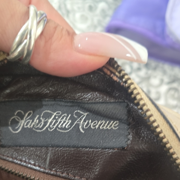 Salvatore Ferragamo Beige RARE Vantage Shoulder Bag AUTHENTIC - Picture 5 of 16